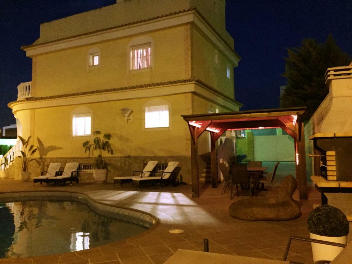 Vickys Villa Puerto Marino Ngoại thất bức ảnh